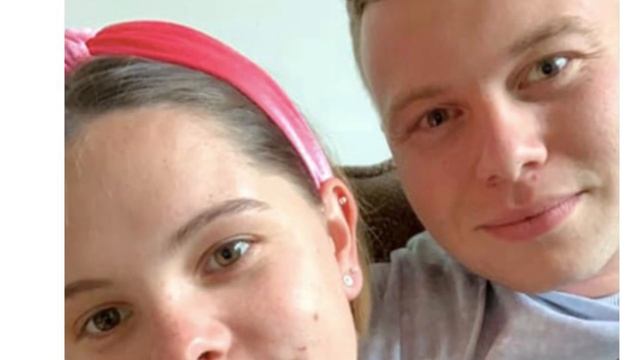 Девушка привела своего парня знакомиться к родителям . То, что они заметили, повергло всех в шок смотреть онлайн