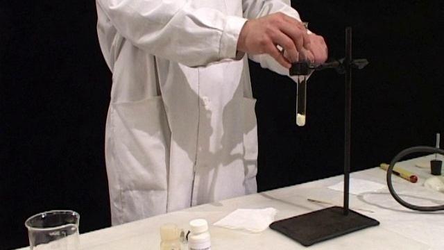 ПОЛУЧЕНИЕ ДИМЕТИЛАМИНА И ЕГО ГОРЕНИЕ.ХИМИЯ.ХРОНИКА смотреть онлайн