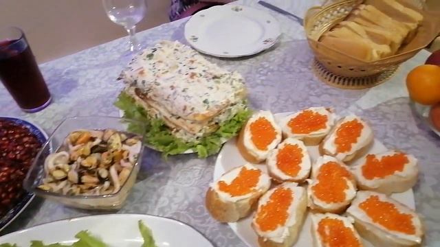 Наш Новогодний стол. Всех С Новым Годом! смотреть онлайн