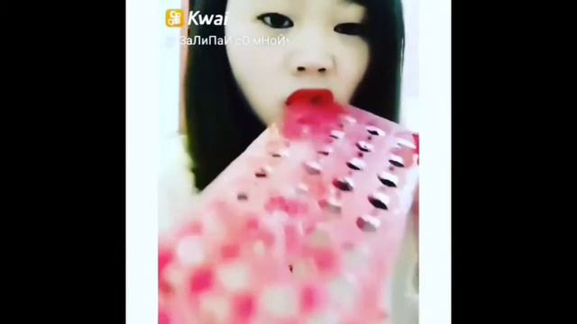 Китайцы едят лёд залипательно⭐️⭐️ смотреть онлайн