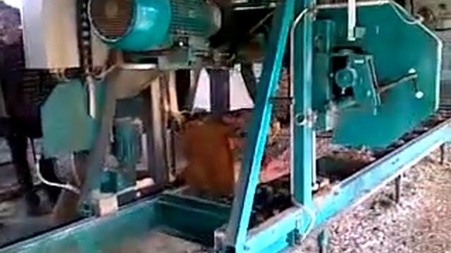 Ленточная пилорама ZBL 60 H самоходная смотреть онлайн