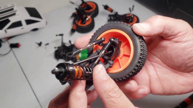 RLAARLO AM-X12. 12th scale 4x4 Brushless Rc Buggy. смотреть онлайн