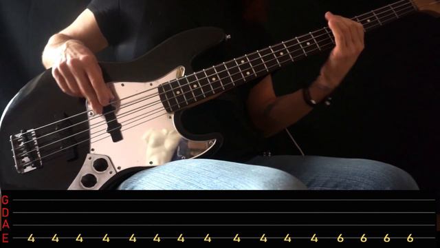 Adele - Rolling in the deep / bass cover / playalong with TAB смотреть онлайн