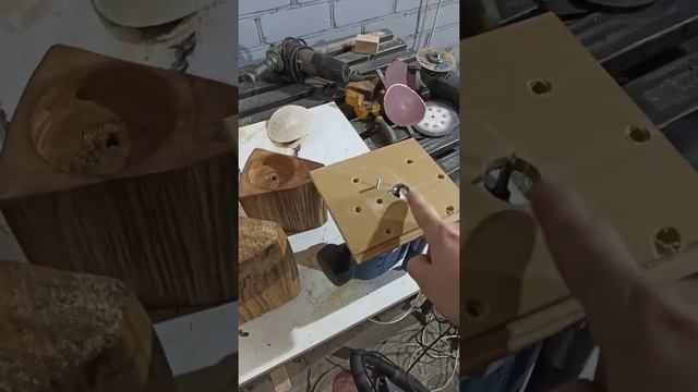 Делаем фрезером отверстие любого размера!