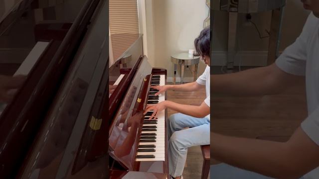 Queen - Bohemian Rhapsody (Piano Cover) смотреть онлайн