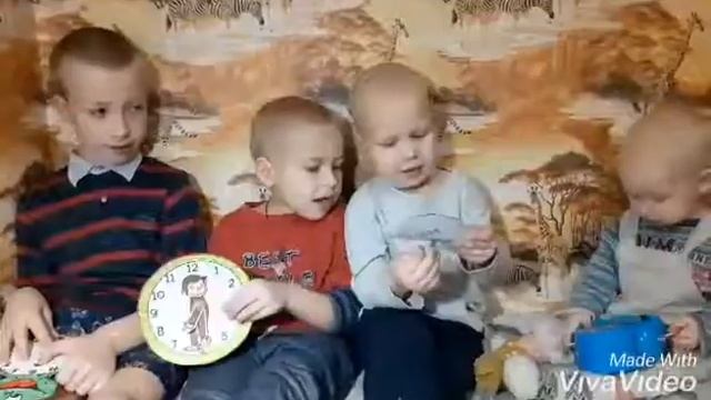 Изучаем время и цифры, делаем часы своими руками из бумаги и картона смотреть онлайн