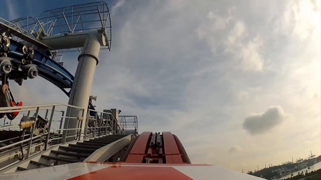 Battlestar Galactica Roller Coaster POV Universal Studios Singapore Human & Cylon смотреть онлайн