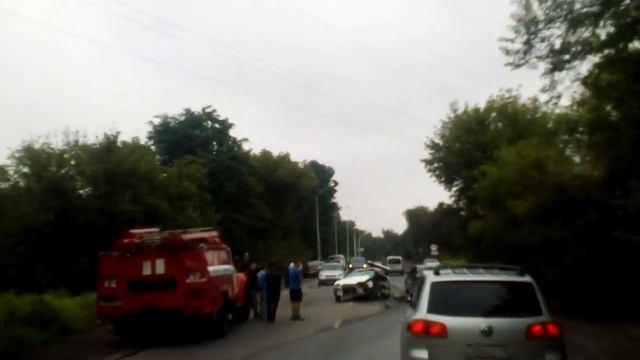 Хонда врезалась в Опель. Дальние сады. Воронеж смотреть онлайн