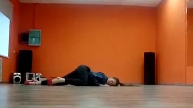 Iraida Kondrateva - Alicia Keys Keep On Faling || 'Why Not?" dance project || Танцы г. Клин смотреть онлайн