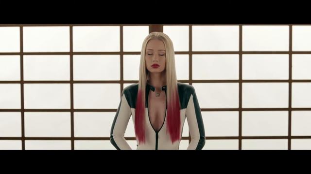 Iggy Azalea - Black Widow ft. Rita Ora (Reversed) смотреть онлайн
