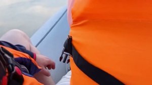 Ракета РЛ - 320 и мотор 9,8 вчетвером на глиссер