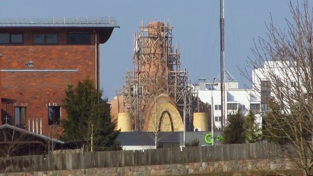 Строящаяся церковь возле красного костёла, Гродно. смотреть онлайн