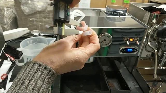 mc747 how to install the resin filter in a LELIT Anita смотреть онлайн
