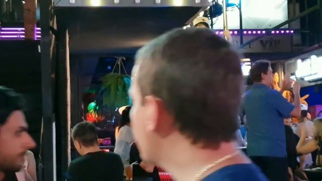 Бангла Роуд / Bangla Road ночью. Что происходит здесь? Патонг Пхукет