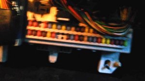 Приборная панель сразу не включается после поворота ключа зажигания Ford Focus 2