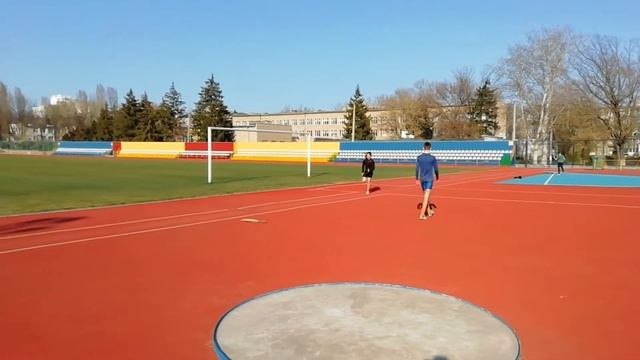 Джулия, прыжки в длину 5 апреля. смотреть онлайн