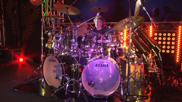 Simon Phillips live at Music Store смотреть онлайн