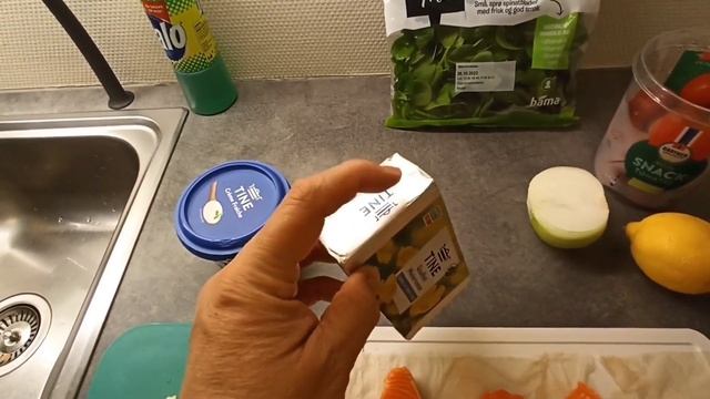 Обещали снег.Еду по делам.Вкусная рыбка.