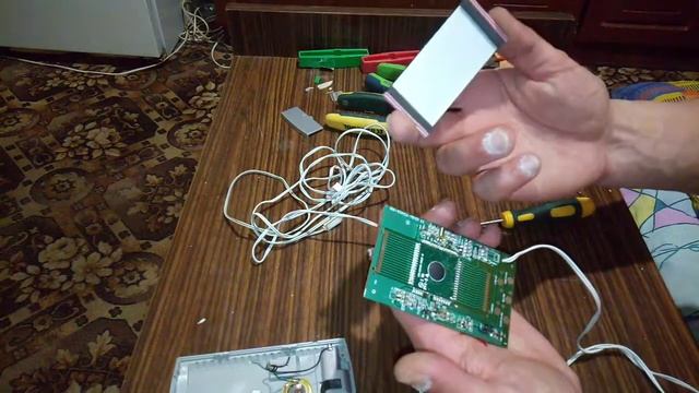 Часы, гигрометр и термометр, разбор.