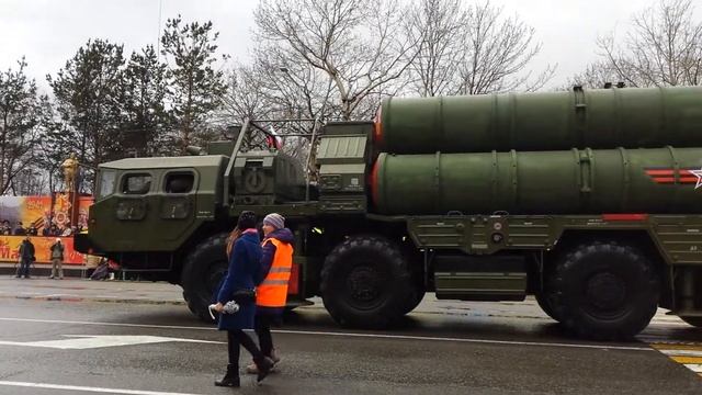 Парад в Елизово в Камчатском крае смотреть онлайн