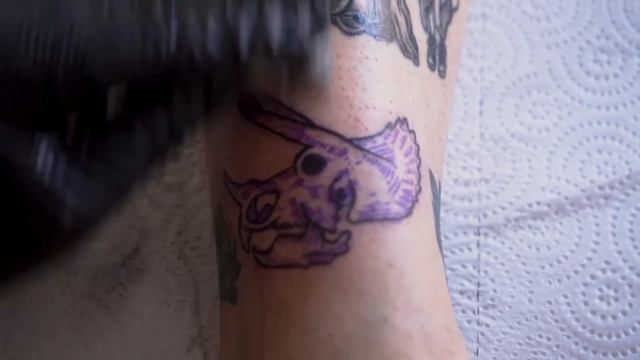 HANDPOKED TATTOO PROCESS ? Dino ? // DOTS TATTOO