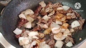 Салат из огурцов с мясом по корейскому рецепт! вкусный салат! легко и быстро!  за 5 минут.
