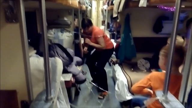 зимний экспресс к Деду Морозу в Великий Устюг из Питера, ваганты смотреть онлайн