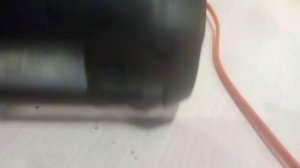 Колонка не зарежаеться и включается и выключается на зарядке поддержите меня пж