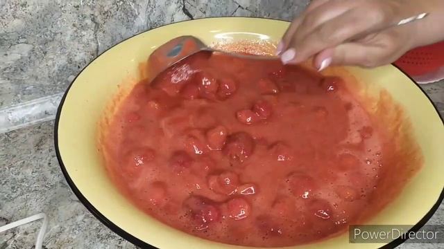 КЛУБНИКА НА ЗИМУ БЕЗ ВАРКИ.ЛЮБИМЫЙ РЕЦЕПТ смотреть онлайн