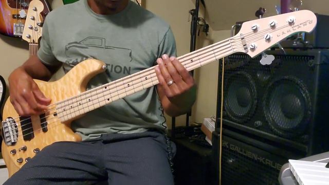 'Clint Eastwood' (Bass cover) #gorillaz #murdoc #del смотреть онлайн