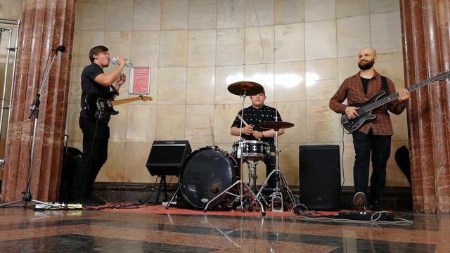 DinamitBand - "I Will Survive" (Gloria Gaynor), "Хали-Гали" ("Леприконсы") смотреть онлайн