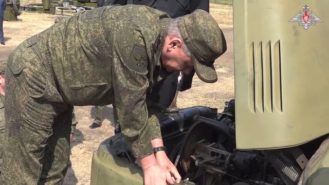 Министр Обороны РФ Проверил Арсеналы Хранения Вооружения смотреть онлайн