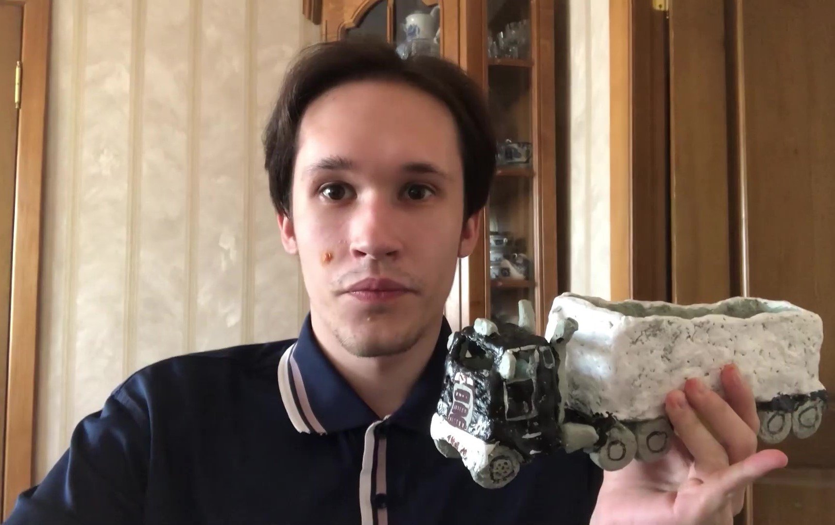 "Rolls-Royce среди грузовиков": леплю модель тягача Marmon-86P смотреть онлайн