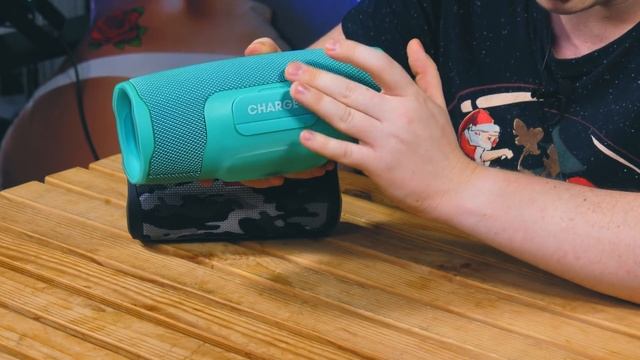 JBL Flip 5 vs JBL Charge 4 - ЧТО ВЫБРАТЬ? Битва ЛУЧШИХ колонок JBL до 10 000! ПОЛНОЕ СРАВНЕНИЕ! смотреть онлайн