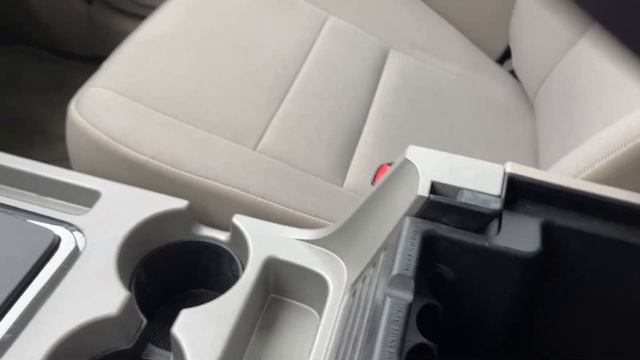 2011 Ford Escape XLT + Heated Mirrors, Liftgate Glass Flip up, AWD Review | Island Ford смотреть онлайн