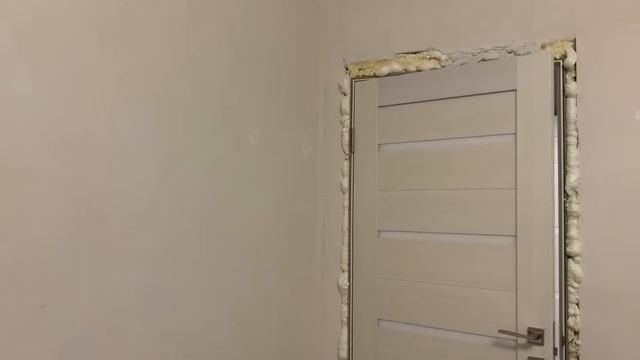 Ремонт в комнате окончен/ в поисках стола и стульев ?первая ночь в новой квартире