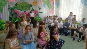 танцевальный Флешмоб на выпускной в детском саду. Поппури из современных песен переделок.