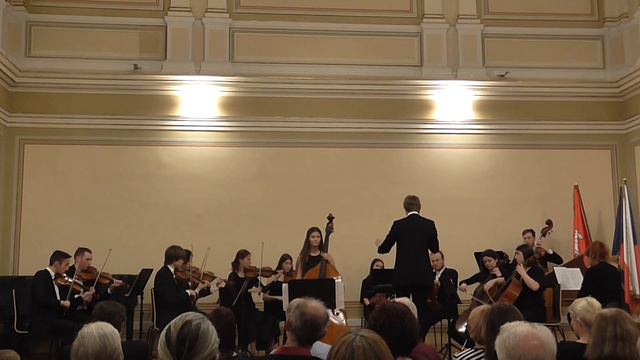 Karel Kohout: Koncert pro kontrabas a orchestr, I. Allegro moderato смотреть онлайн