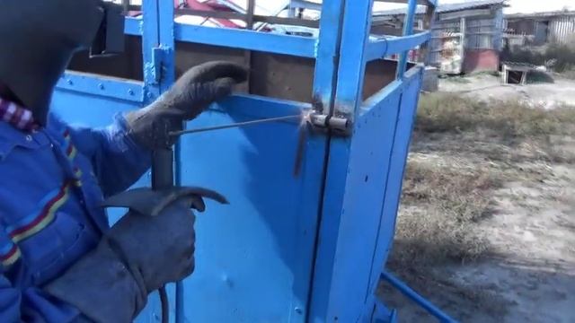 Ремонт Коневозки привариваем навесы .