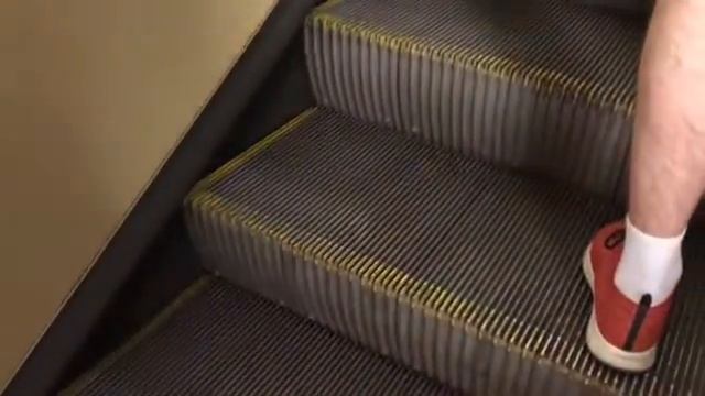 Станция метро Белорусская Кольцевая, выход в город. смотреть онлайн