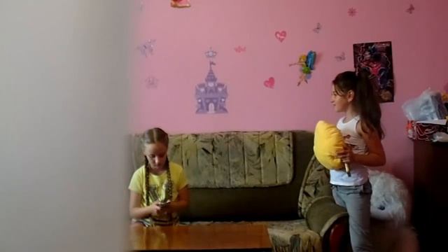 ПРАНК громко ПУКНУЛА РЕАКЦИЯ СОНИ смотреть онлайн
