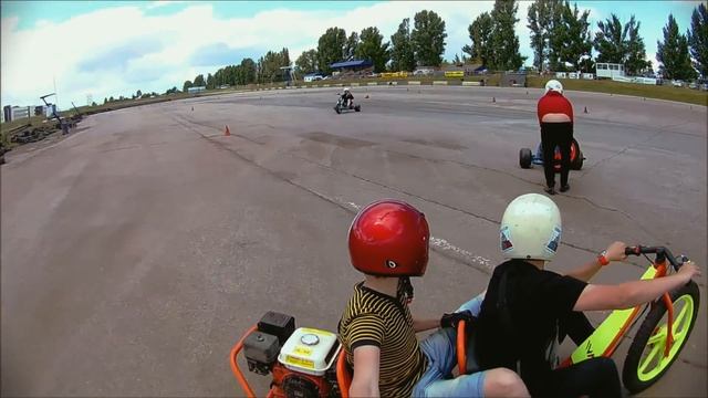 Drift Trike Samara на КВЦ Тольятти в гостях у Бобра :-) смотреть онлайн