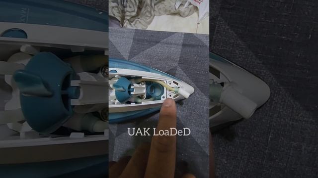 Satisfying Video How to Open Black & Decker 1750w Iron for Repairing work смотреть онлайн