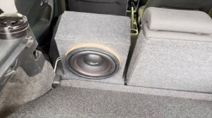 Автозвук VW Polo,прокладка силового кабеля