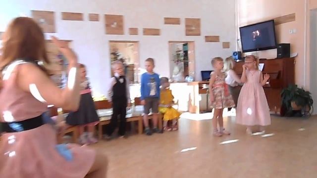 Озорная песенка ст.гр 2014-15 смотреть онлайн