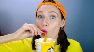 ОРАНЖЕВАЯ ЕДА! 24 ЧАСА ЕДИМ ЕДУ ОДНОГО ЦВЕТА ЧЕЛЛЕНДЖ от Пико Поки