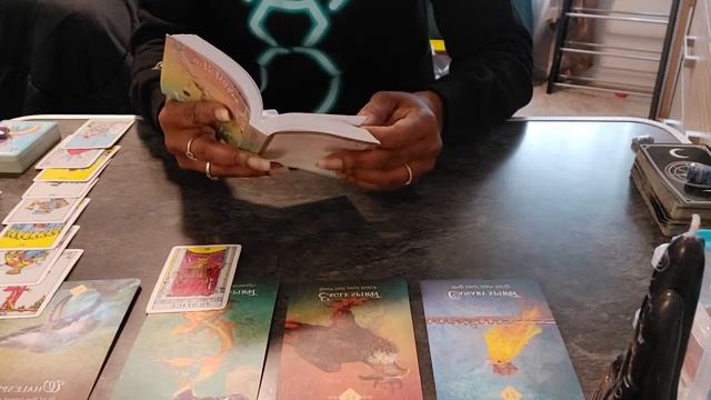Roll the dice random reading Libra ♎️ Spirit Animal Oracle messages #love #money #tarot смотреть онлайн