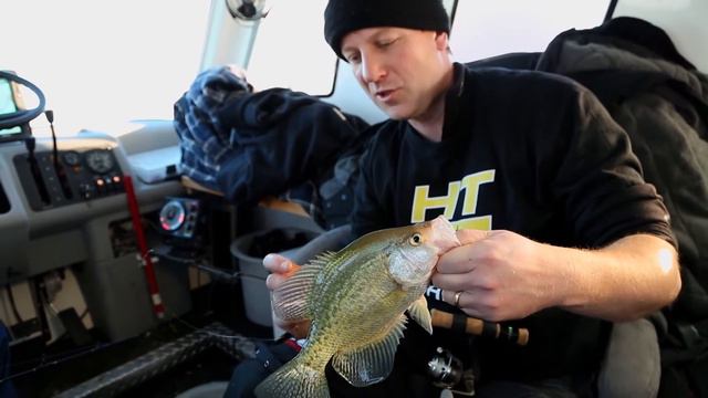 Tom Gruenwald Outdoors Season 3 Episode 37, "South Dakota Polar Vortex: Grin and 'Bear' It" смотреть онлайн