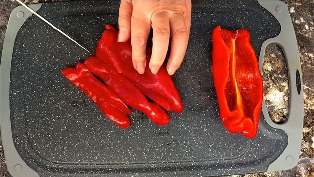 Так вкусно, что не оторваться. Тушеные кабачки с овощами смотреть онлайн