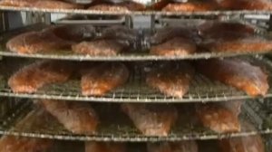 Как почистить рыбу. Как чистят рыбу на производстве